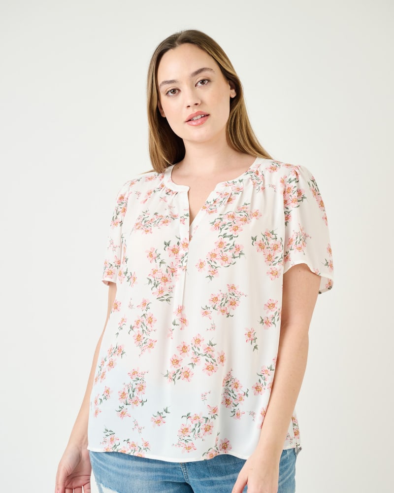 Front of a model wearing a size 3X Chandler Short Sleeve Top in N538 Ivory by Daniel Rainn. | dia_product_style_image_id:271835